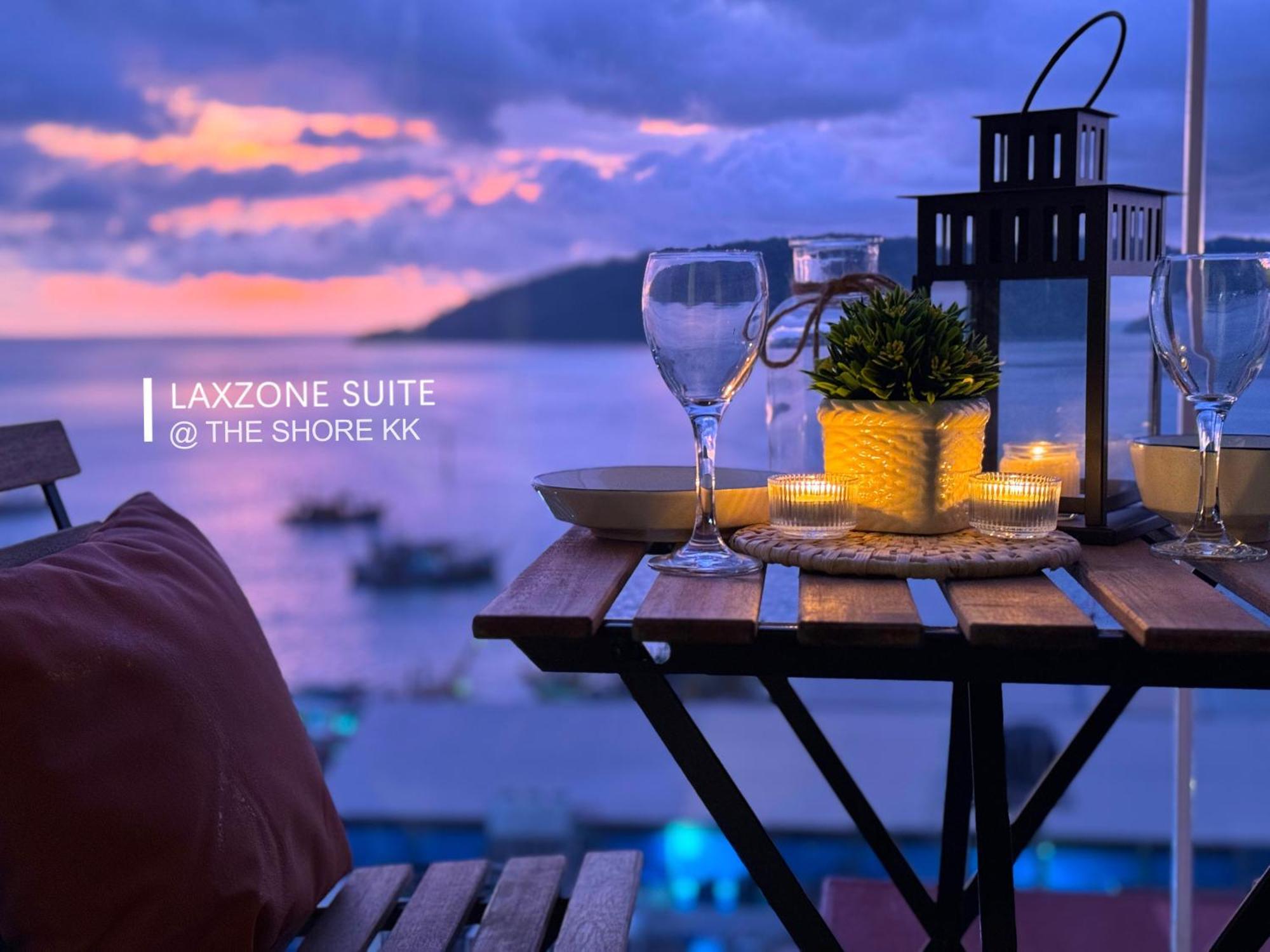 The Shore Cbd Kota Kinabalu By Laxzone Suite Exterior photo