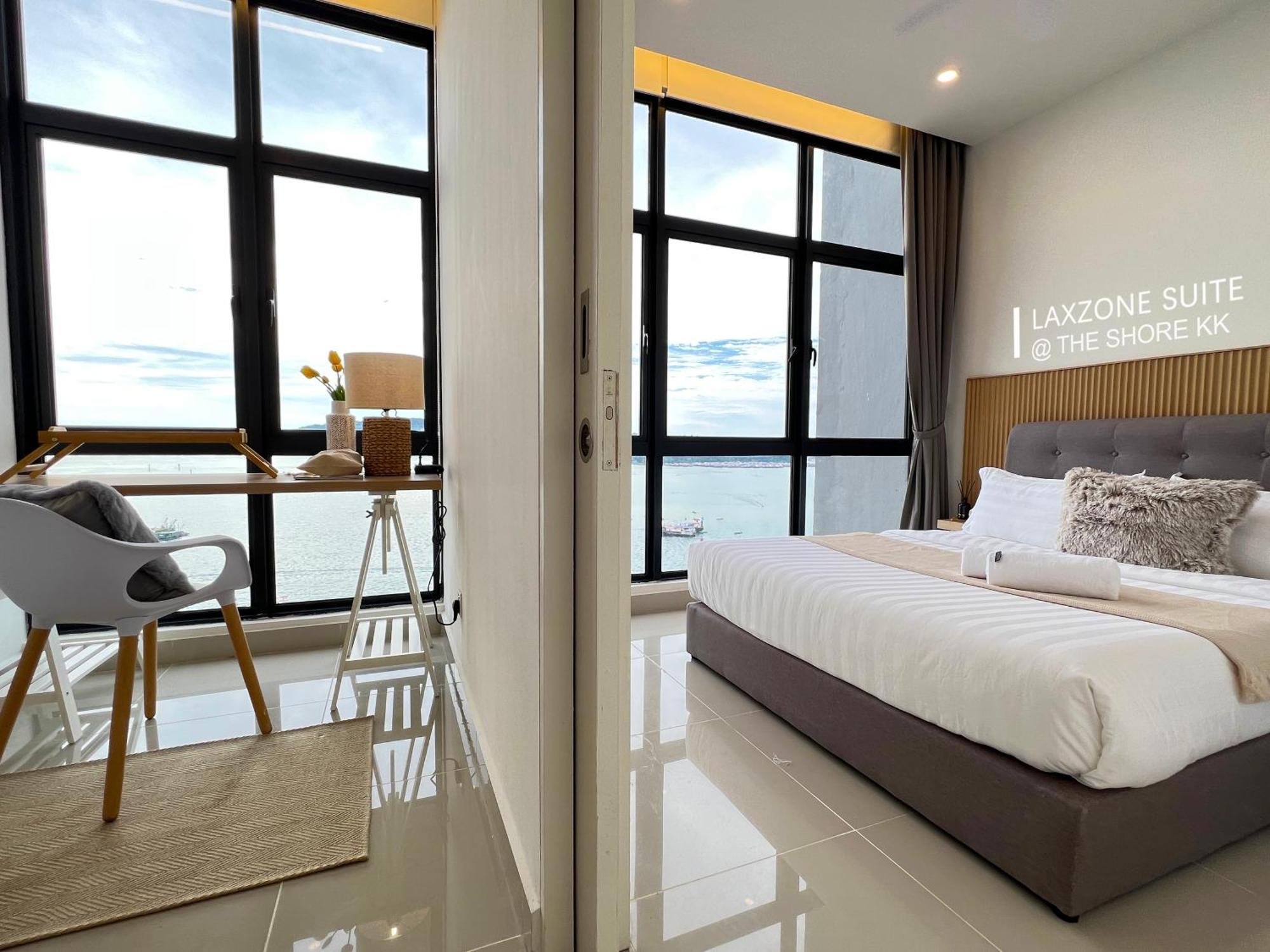 The Shore Cbd Kota Kinabalu By Laxzone Suite Room photo